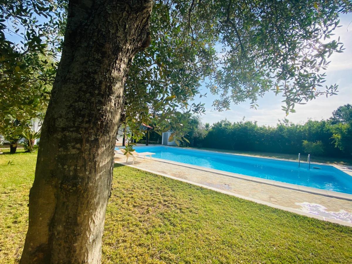 Villa Anita San Michele Salentino Bagian luar foto